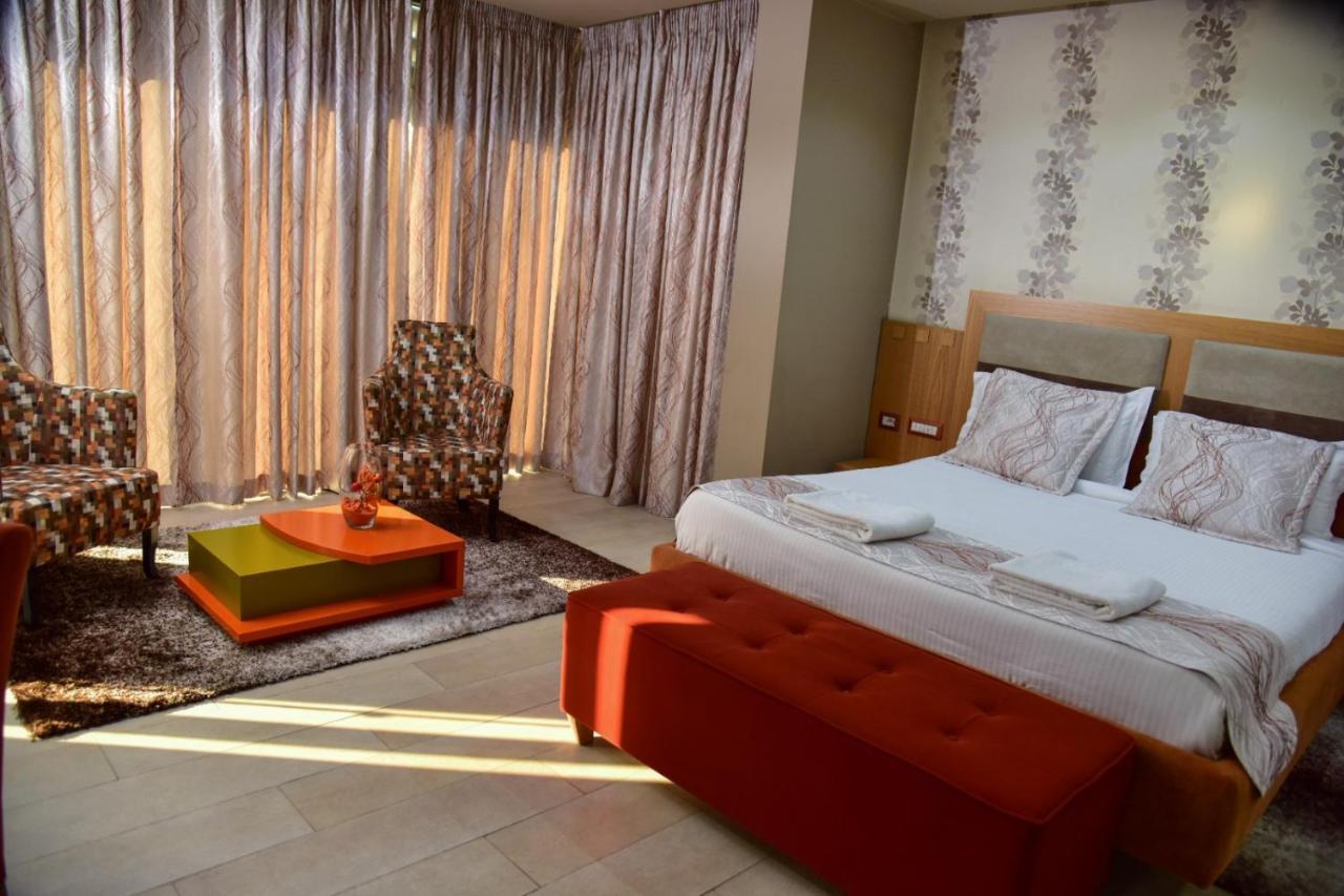 New W Hotel Тирана Экстерьер фото